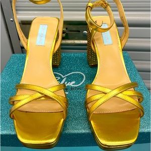 Brand new in Box Betsey Johnson Zhara platform sandals